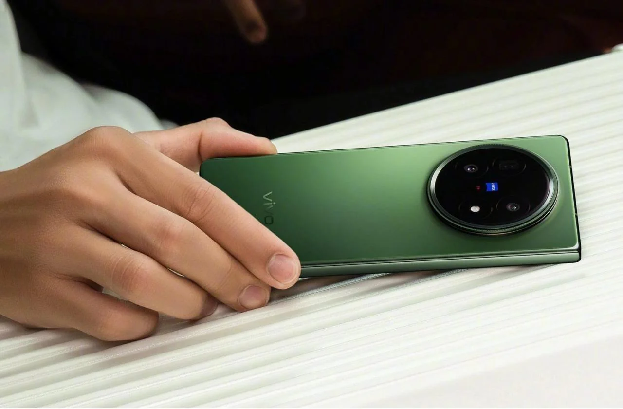 Vivo X Fold 5 - Image 3